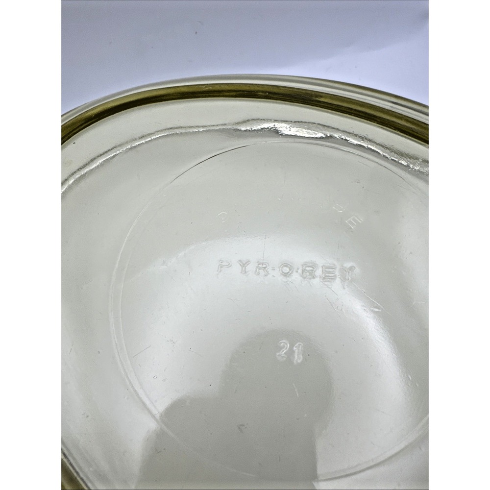 Vintage Pyr-O-Rey Dynaware Amber Yellow‎ Glass Oval 10" Casserole Baking Dish - Picture 5 of 6